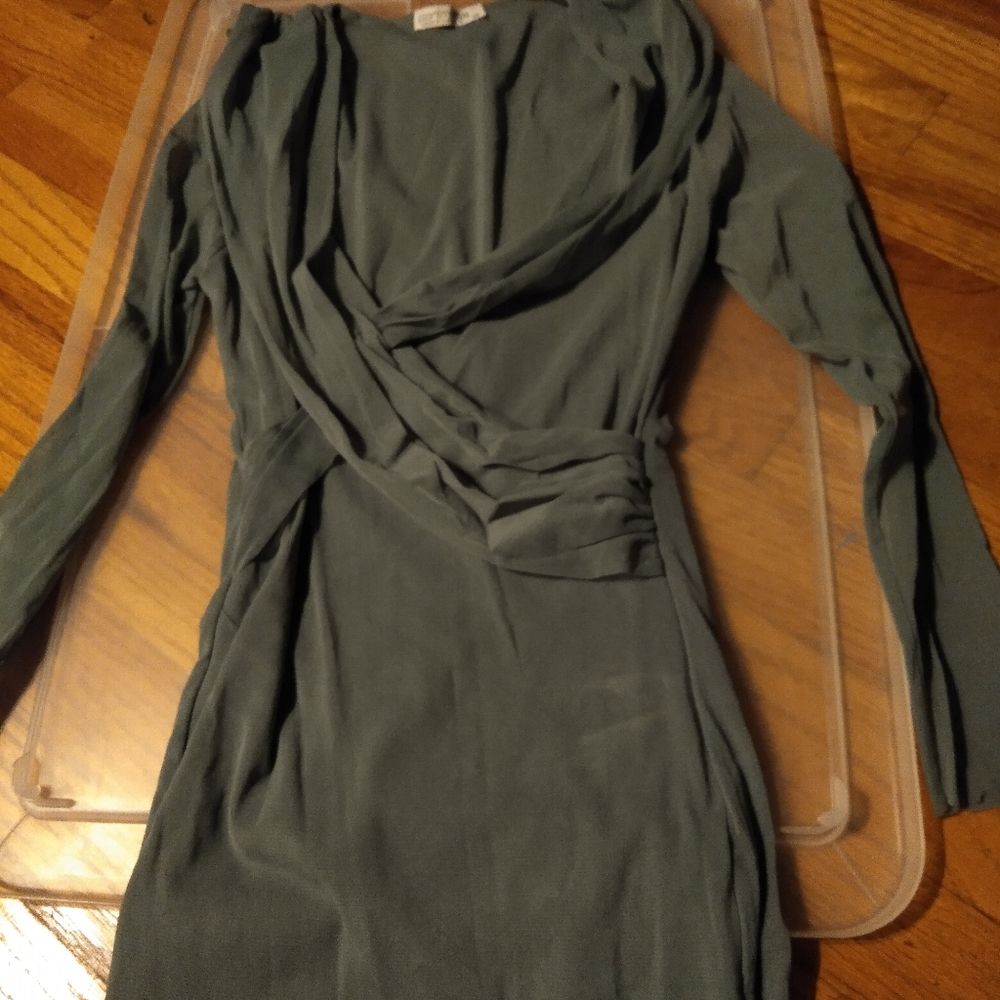 Portmans green sheer blouse